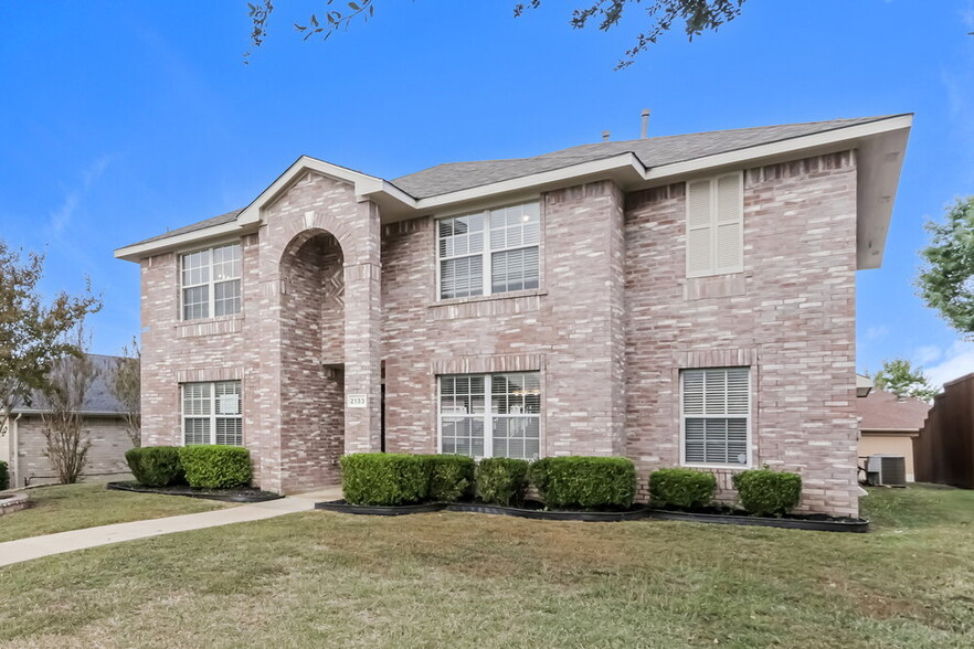 Building Photo - 2133 Pecan Creek Dr