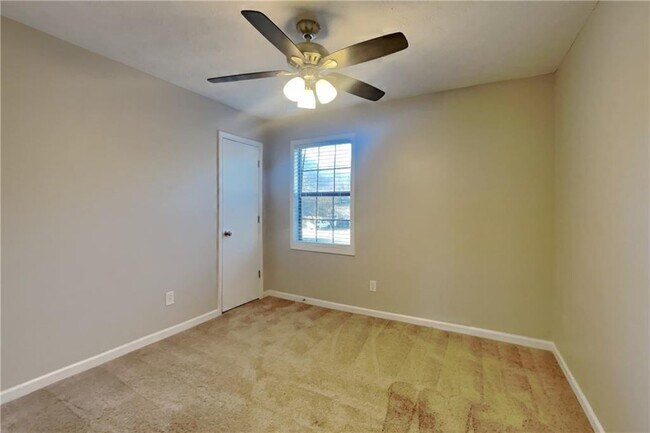 Building Photo - 524 Mephisto Cir