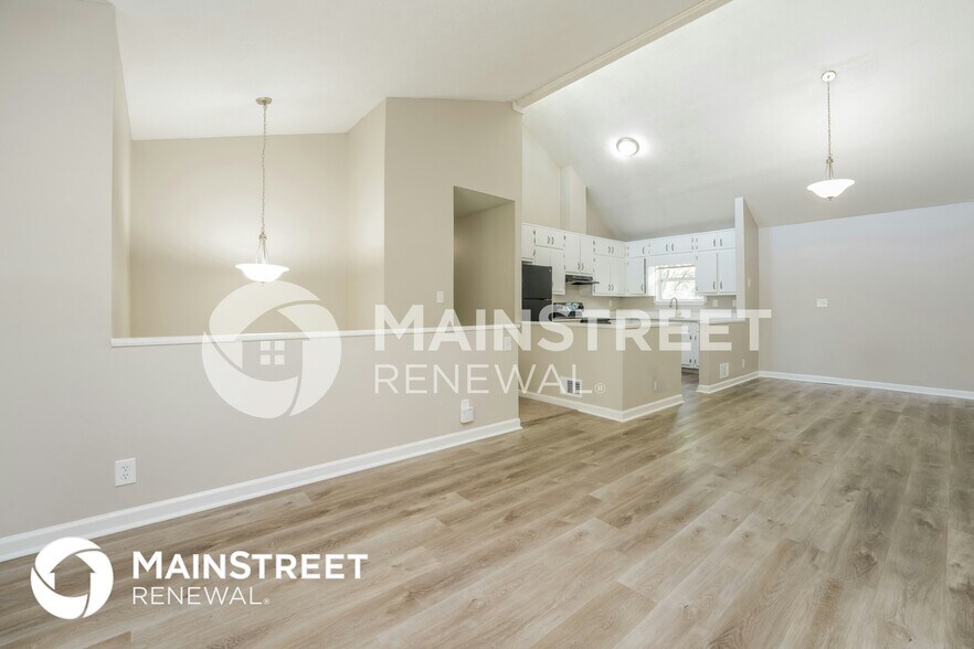 Building Photo - 2535 Kelly Lake Dr