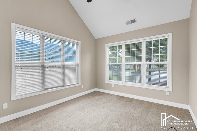 Building Photo - 5358 Manor View Dr NW