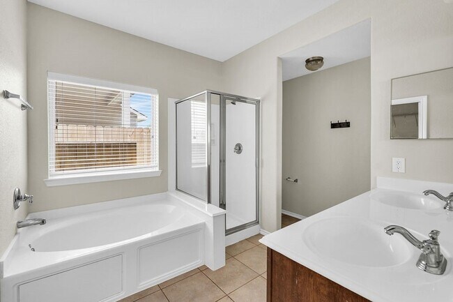 Building Photo - 16526 Whitaker Creek Dr