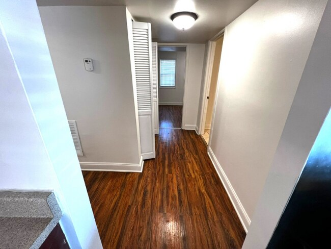 Building Photo - 314 E 138th St