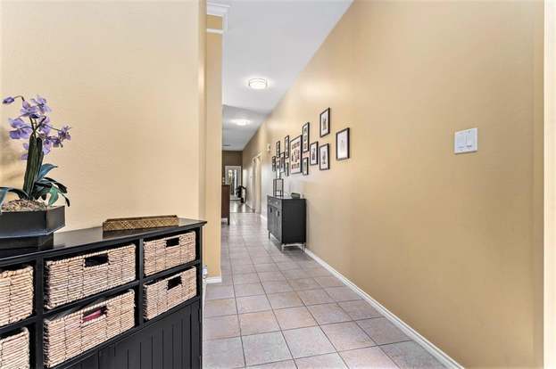 Building Photo - 21506 Willow Glade Dr