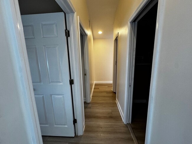 Building Photo - Key West Condo For Rent