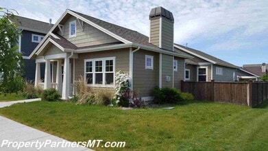 Building Photo - *** Beautiful *** 3 Bed 2 Bath house in Alder Creek