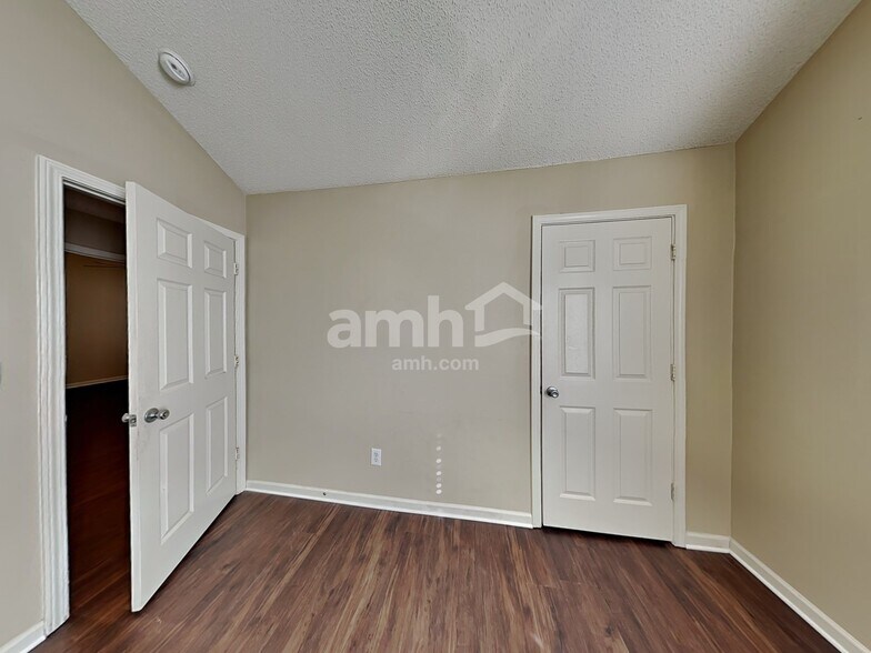 Building Photo - 6204 Patric Alan Ct