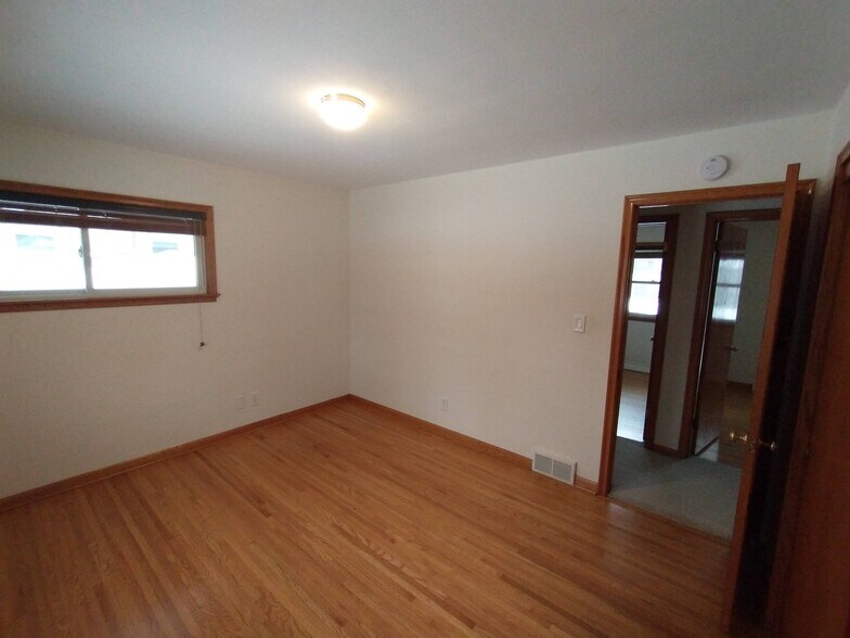 Bedroom #3 (of 3 on the same floor) - 2163 Randy Ave