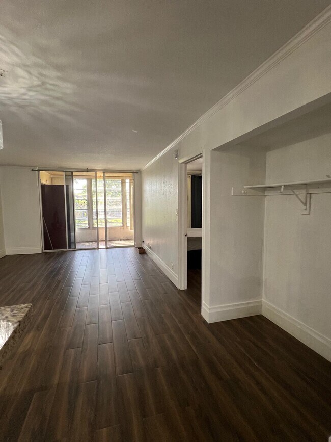 Building Photo - 3341 NW 47th Terrace