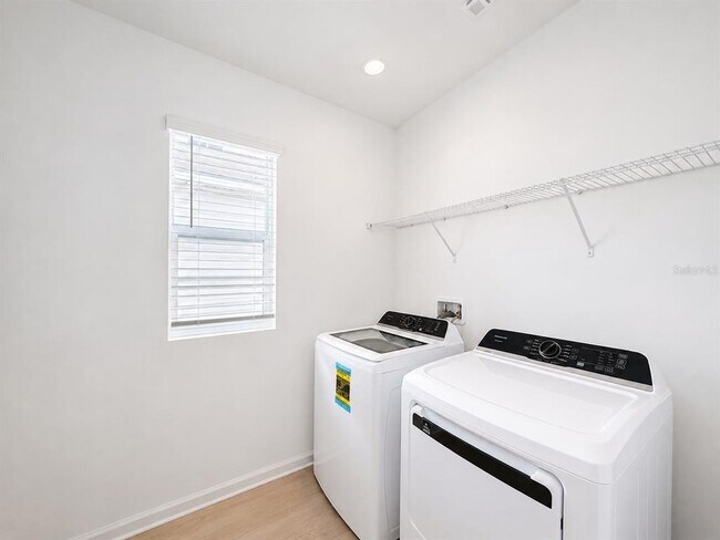Building Photo - 5115 Loyalty Dr