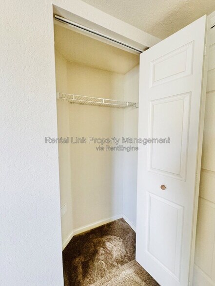 Building Photo - 4105 Residence Drive
