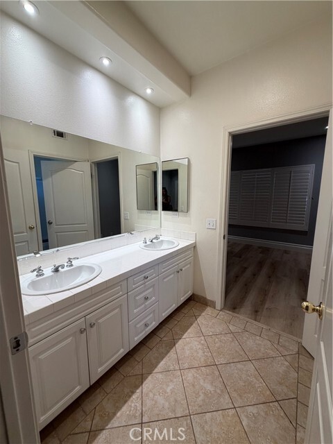 Building Photo - 7248 Whitehall Ln