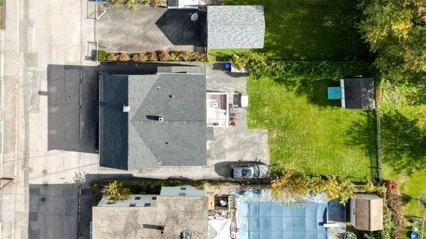 Building Photo - 30 Catherine St