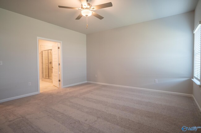 Building Photo - 203 Osceola Cir