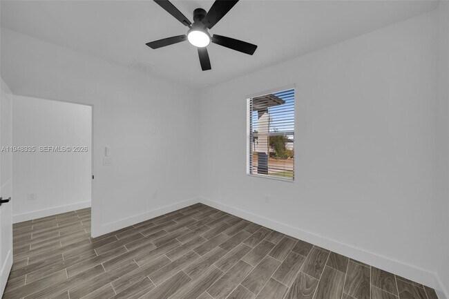 Building Photo - 328 Gordon Ave S