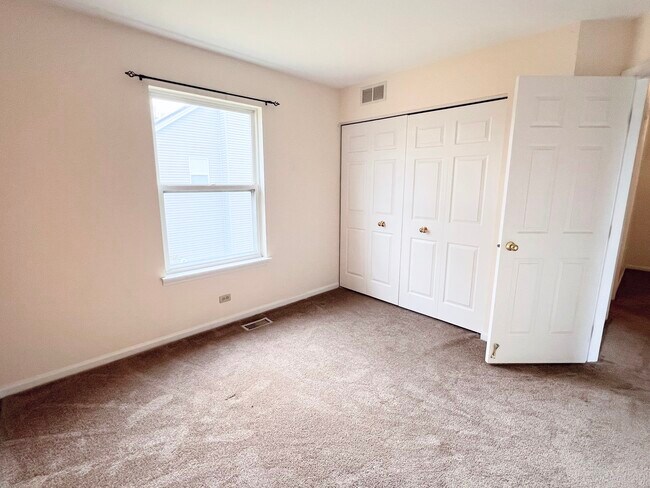 Building Photo - 2006 Aspen Dr