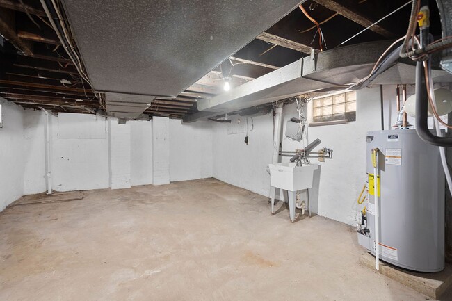 Building Photo - SECURE your spot TODAY and ENJOY $100 OFF ...