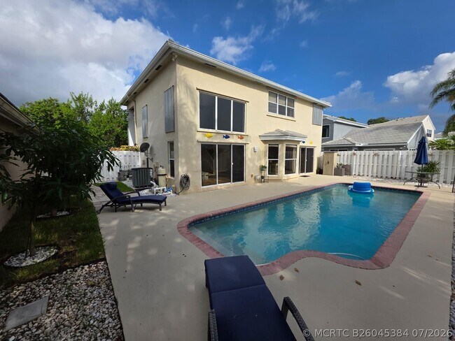 Building Photo - 5220 NW 53rd Ave