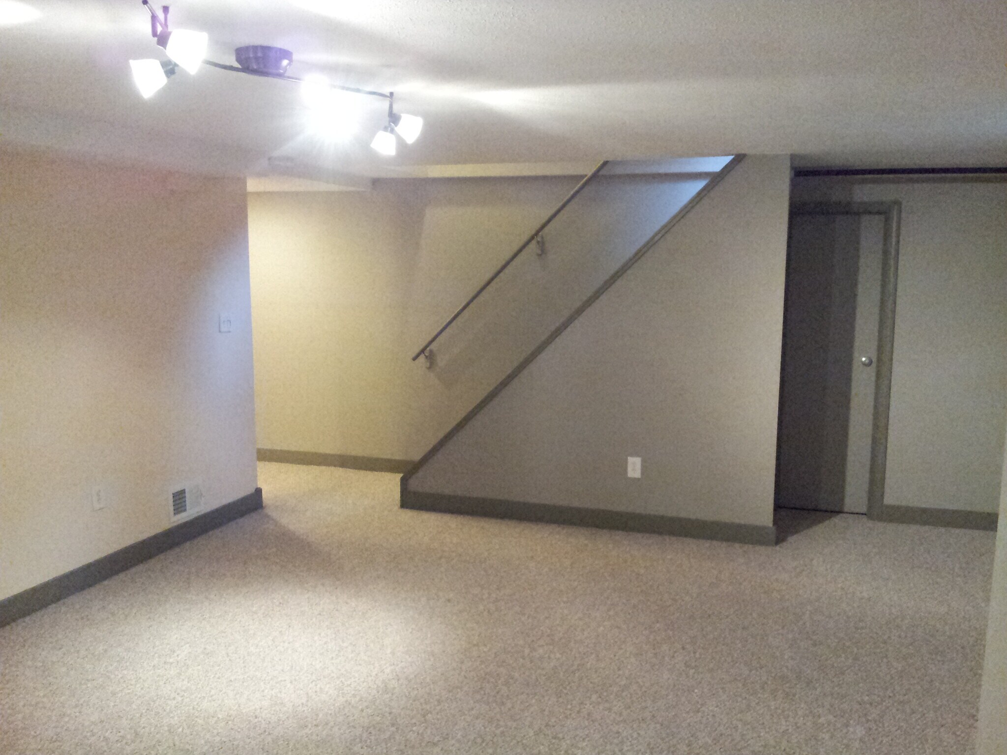 Huge bedroom - different angle - 2222 NW Irving St