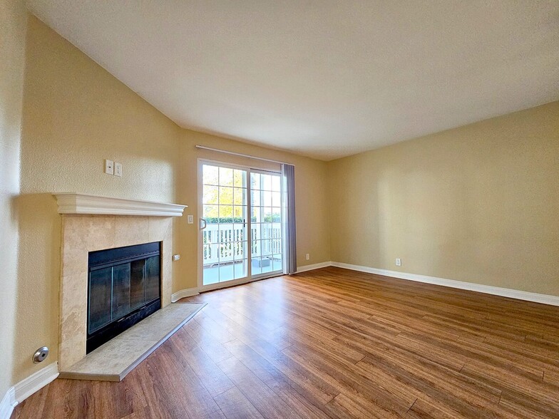 Interior Photo - Citrus Court Condos