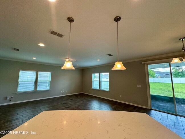 Building Photo - 8135 Cape Fox Dr