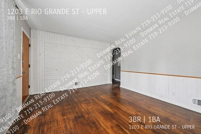 Building Photo - 1203 E Rio Grande St