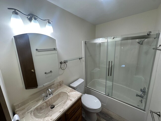 Building Photo - 29 Campbell Dr