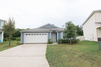 Building Photo - 4 Bedroom 2 bath home for rent