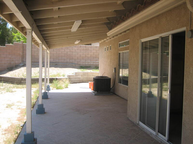 Building Photo - 36764 Dove Springs Dr