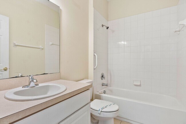 Building Photo - House for rent