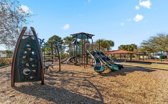 Building Photo - 1979 Tullagee Ave