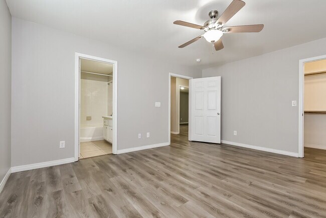 Building Photo - 7472 Celosia St