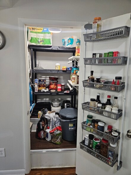 Building Photo - 102 Spring St