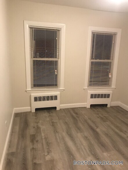 Building Photo - 87 Winthrop Shore Dr