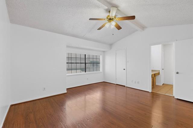 Building Photo - 8545 Midpark Rd