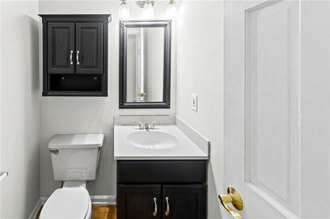 Building Photo - 118 Fitchburg Dr