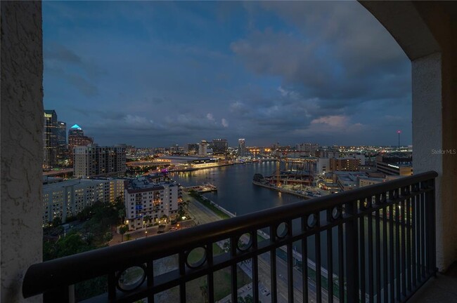Building Photo - 345 Bayshore Blvd