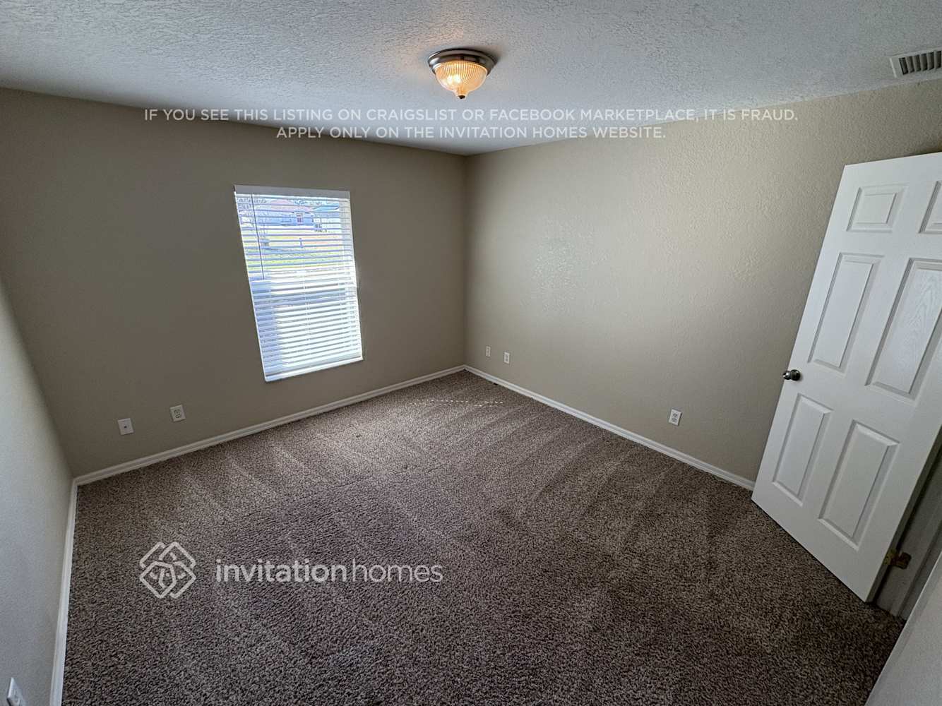 Building Photo - 391 Vitorio St