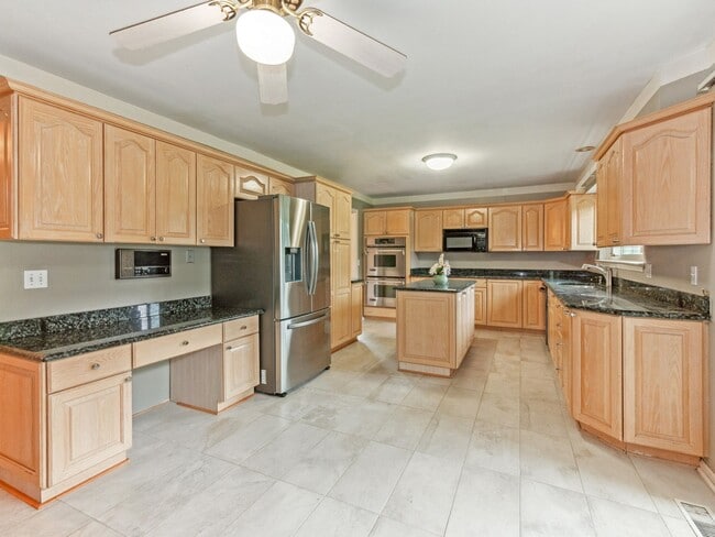 Building Photo - 1821 Argosy Ct