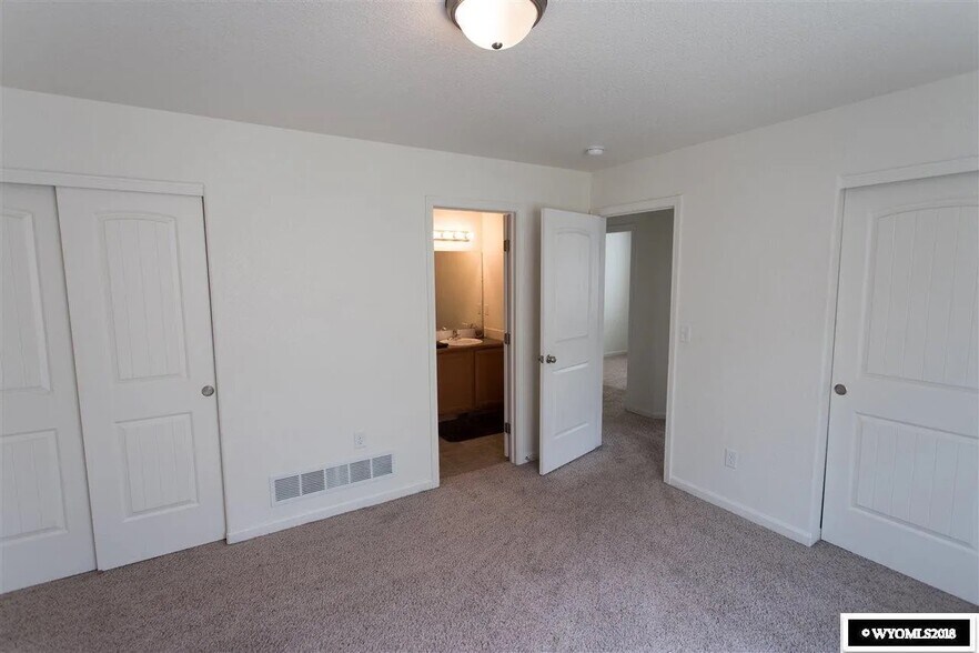 Building Photo - 881 Fulton St