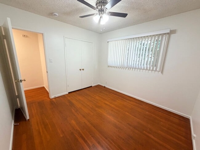 Building Photo - 4 Bdrm/2 Bath Home w/Garage and Yard in Fu...