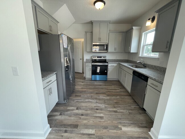 Building Photo - 343 Abode Ave