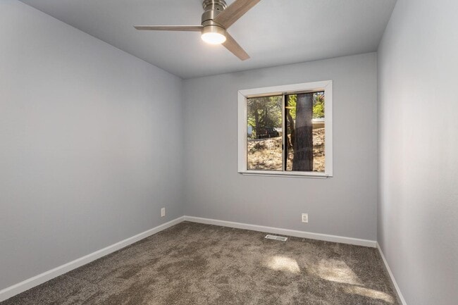 Building Photo - 17434 Virginia Way