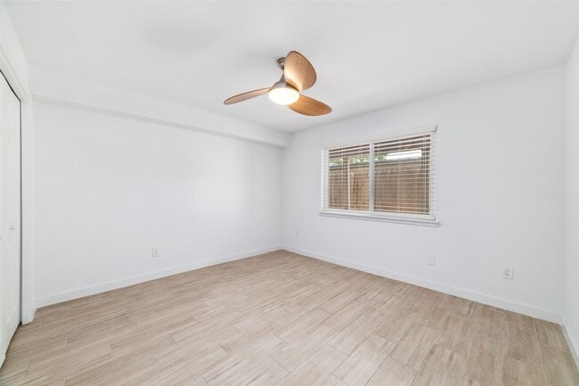 Building Photo - 12633 Memorial Dr