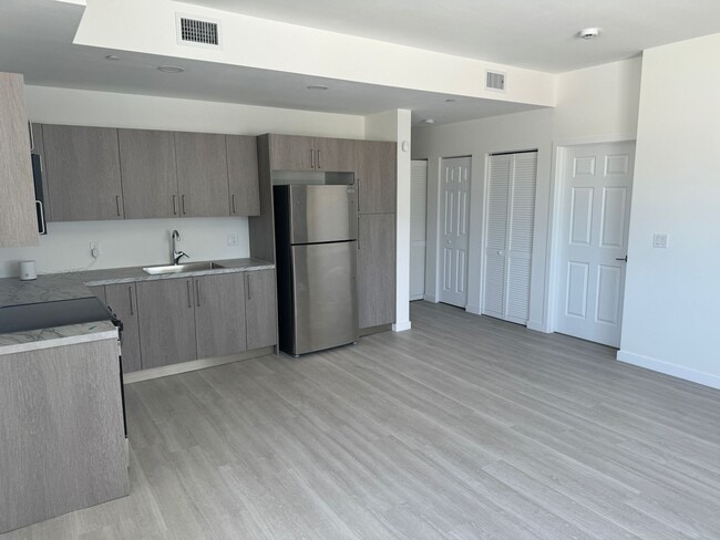 Building Photo - Nascent Villas