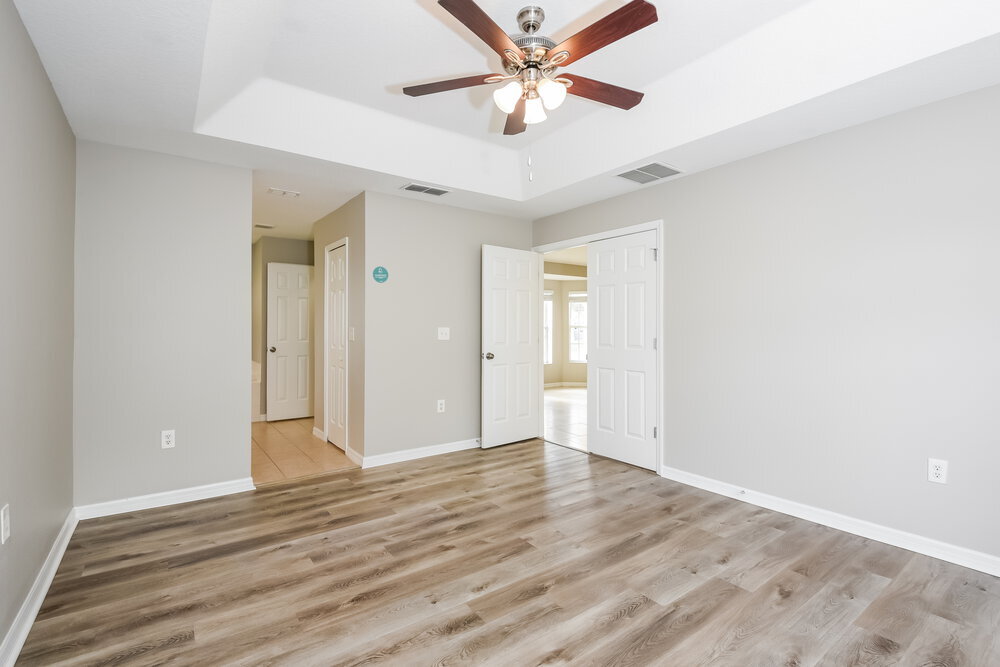 Building Photo - 10433 Calle De Flores Dr