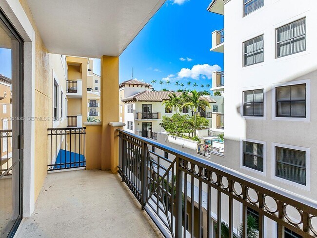 Building Photo - 8390 SW 72nd Ave