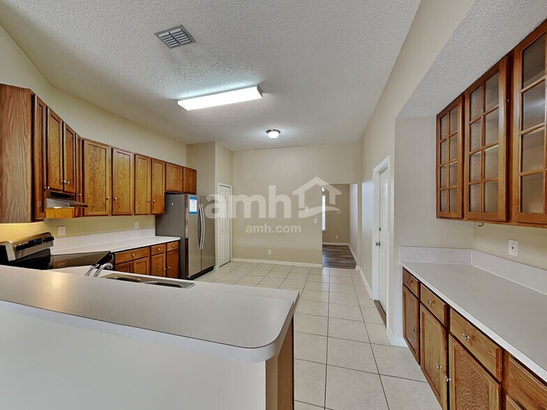 Building Photo - 12344 Benton Harbor Dr S