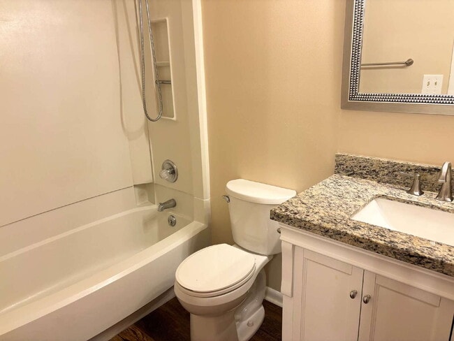 Building Photo - $500.00 OFF FIRST MONTHS RENT!!