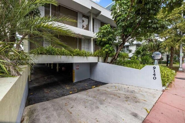 Building Photo - 9140 Collins Ave