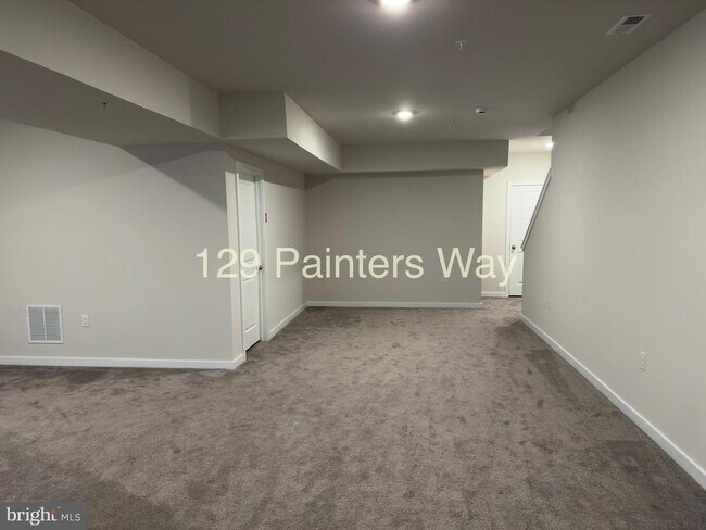 Building Photo - 129 Painters Wy